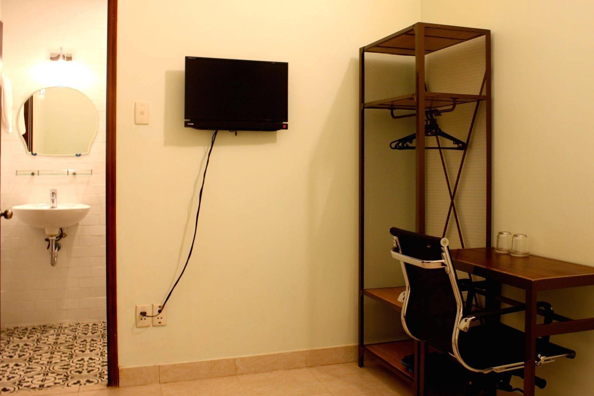 Khách sạn Hạnh Chương TP. Hồ Chí Minh